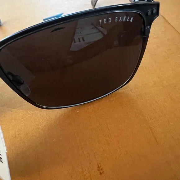 Ted Baker Polarized Men’s Black Sunglasses. Brand new - Picture 8 of 16